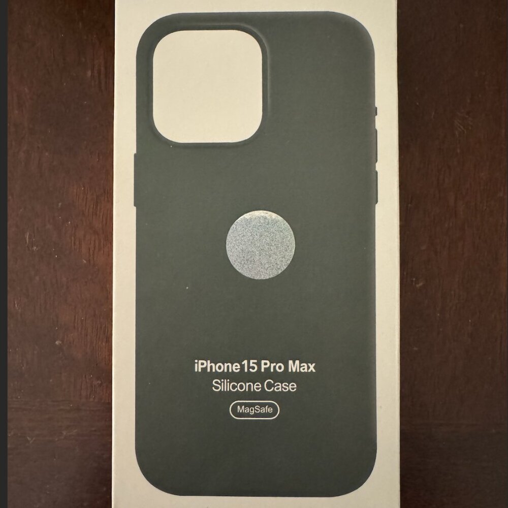 iPhone 15 Pro Max Silicone Case Green